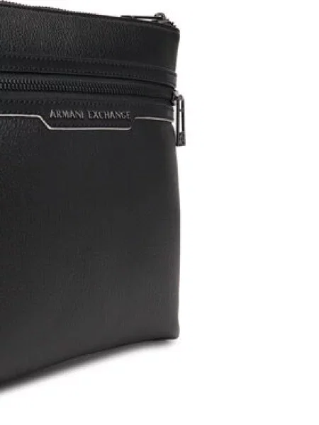 Ľadvinka Armani Exchange bez podpätku čierna