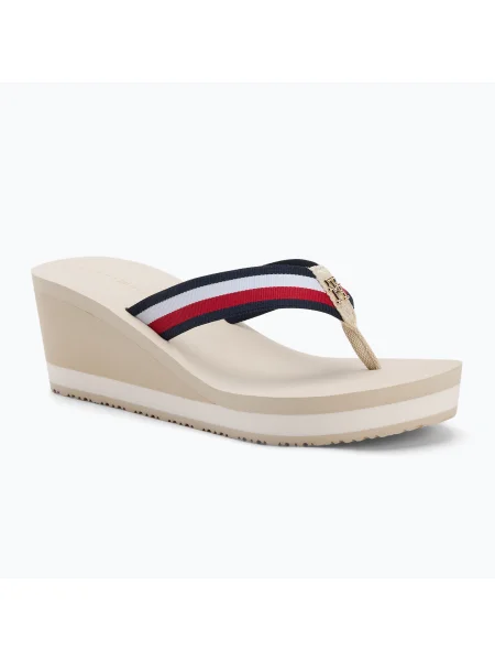 Női flip-flop papucs Tommy Hilfiger Corporate Wedge Beach Sandal muslin. Méret: 36 EU fehér