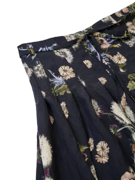 Fusta maxi Psophia cu model floral cu imagine negru