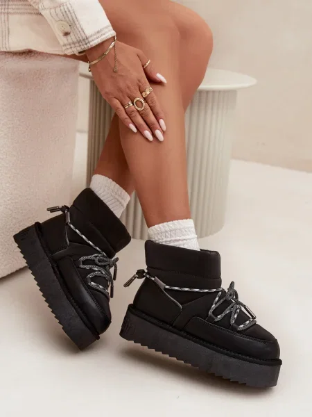 Полуотворени обувки D.franklin на платформе черно