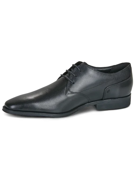 Pantofi Clarks din dantelă negru