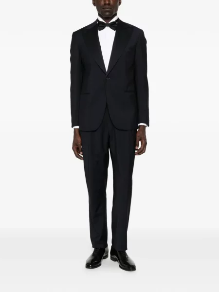 Costum Corneliani cu rever albastru