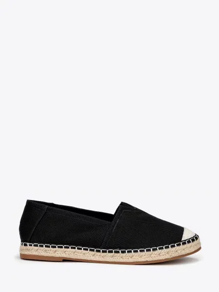 Espadryle z plecionym noskiem czarne