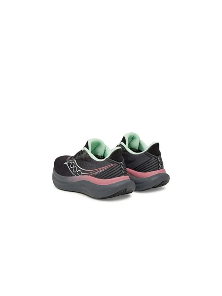 Saucony Bežecké topánky Triumph čierna