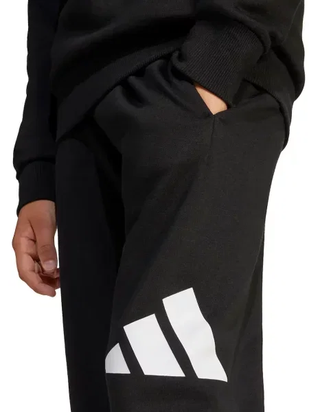 Детский спортивный костюм Adidas