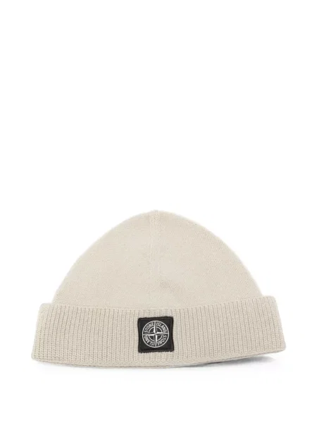 Căciulă Stone Island cu strasuri