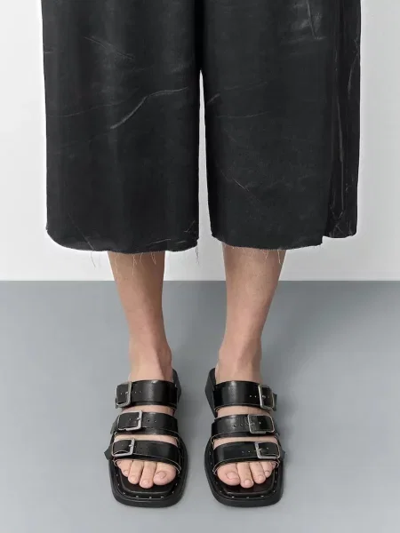 Кожаные шлепанцы Miista на низком каблуке