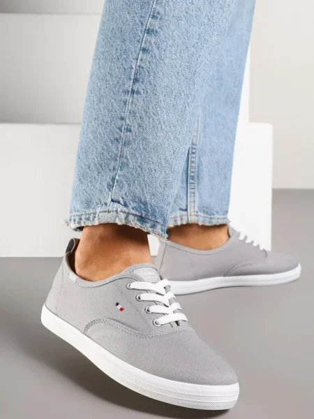 Teniși Hallriva deschis gri