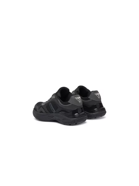 Sneakersy Guess FMTSQU černá