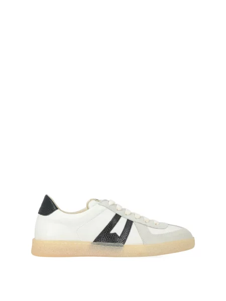 Sneakersy Moma