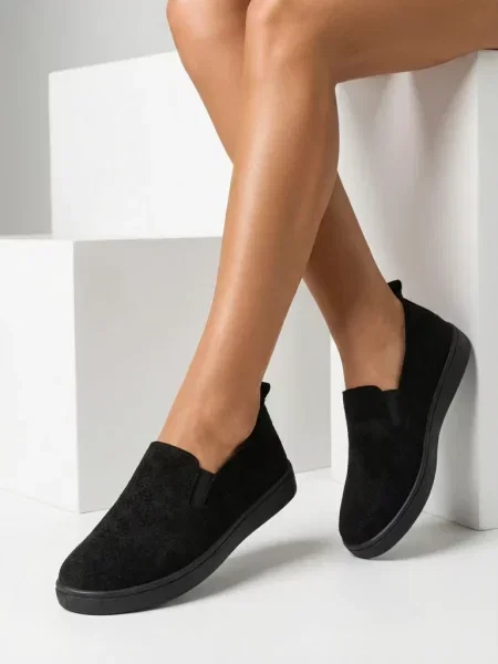 Sneakerși Resti ajurate negru