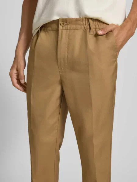 Spodnie w kant z elastycznym pasem model ‘MARC’ Casual Friday beżowe
