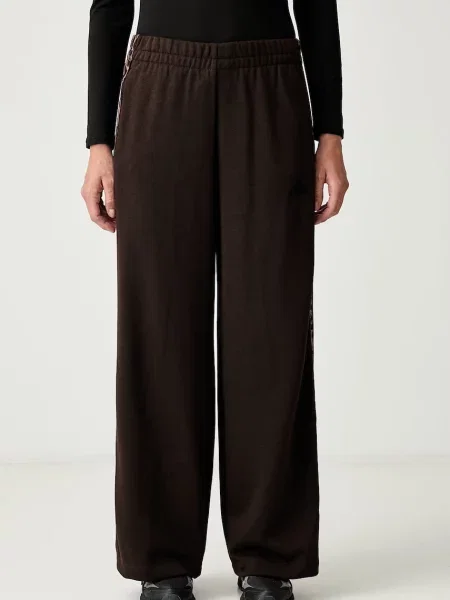 Adidas pantaloni de trening pentru femei cu Leopard Pack maro