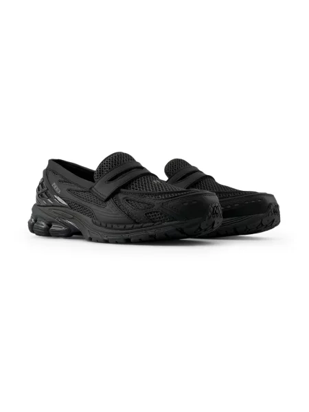 Sneakers New Balance Black EUR 44 czarne