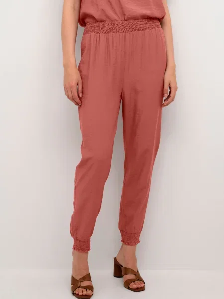 Cream Pantaloni ruginiu roșu