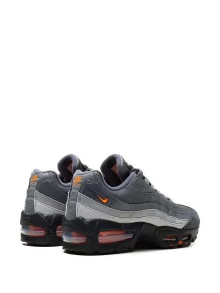 Sneakerși Nike Dunk maro