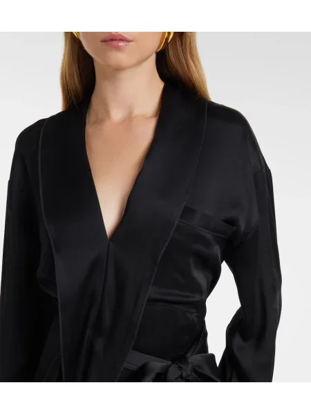 Rochie Victoria Beckham din satin plic negru