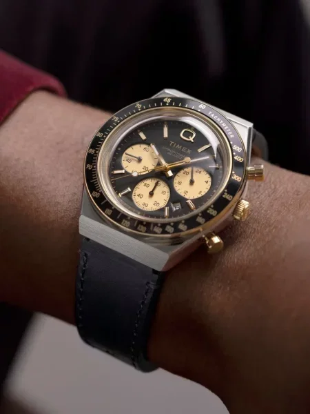 Ceas Timex negru