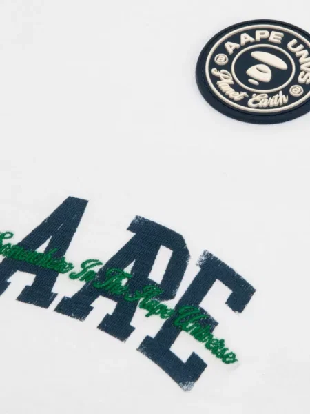 Tricou Aape By A Bathing Ape cu autograf alb