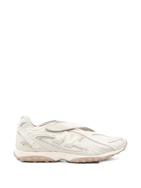 Sneakerși New Balance plasă cu bretele