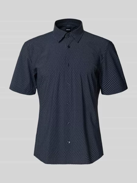 Koszula casualowa o kroju regular fit z kołnierzykiem typu kent model LIAM' Boss