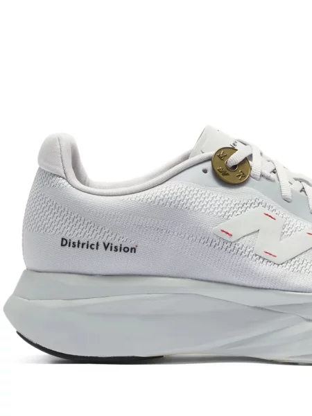 Sneaker New Balance autogrammal szürke
