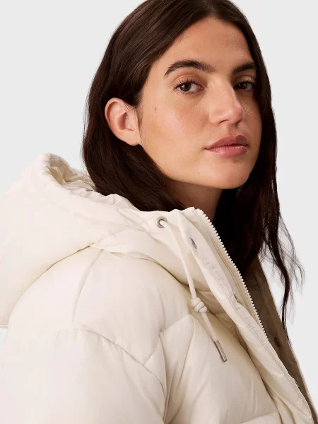 Класична куртка Calvin Klein біла