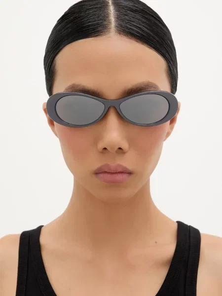 Солнцезащитные очки Jacquemus