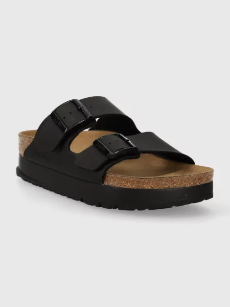 Шлепанцы Birkenstock на платформе черные