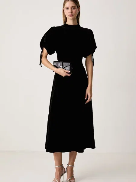 Silvian Heach rochie din velur PAKIO negru