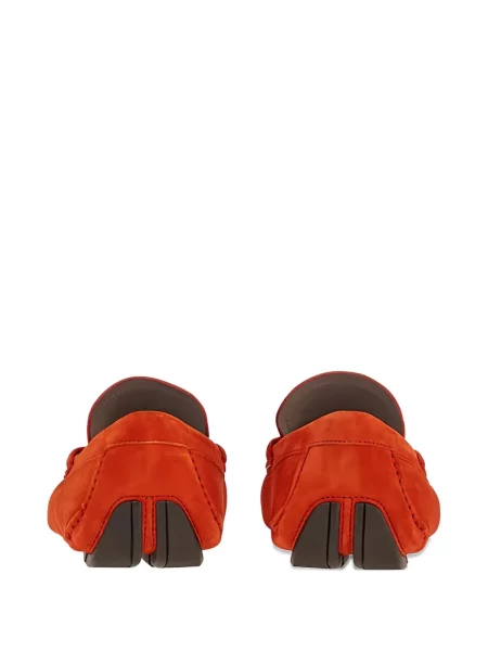 Pantofi loafer Ferragamo din piele de căprioară roșu