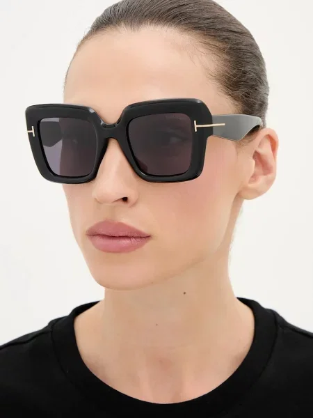 Tom Ford sončna očala Esme črna