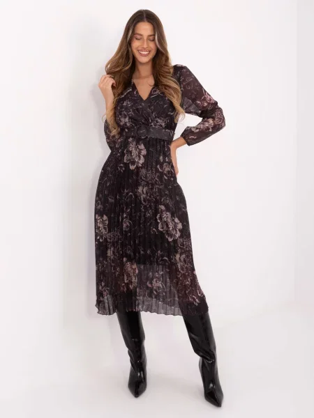 Rochie Italy Moda de costum negru