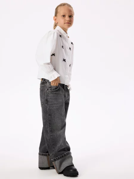 Reserved Jeansy super wide leg z breloczkiem czarny