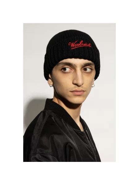 Czapka Woolrich wełniana z logo czarna