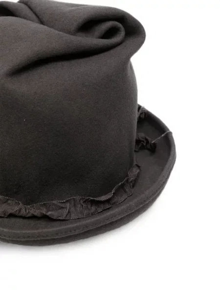 Klobouk Yohji Yamamoto s volány šedý