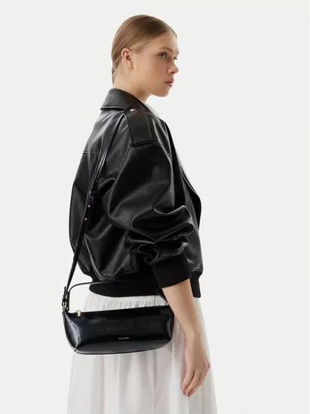 Calvin Klein Geantă de umăr negru