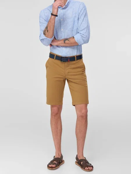 Pantaloni scurți Trendyol maro