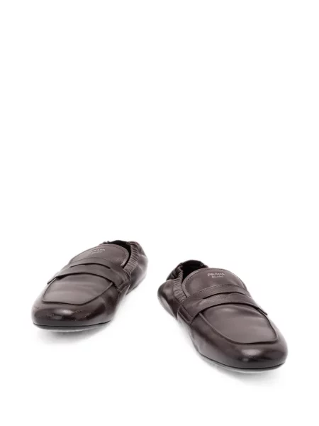 Pantofi loafer Prada din piele maro
