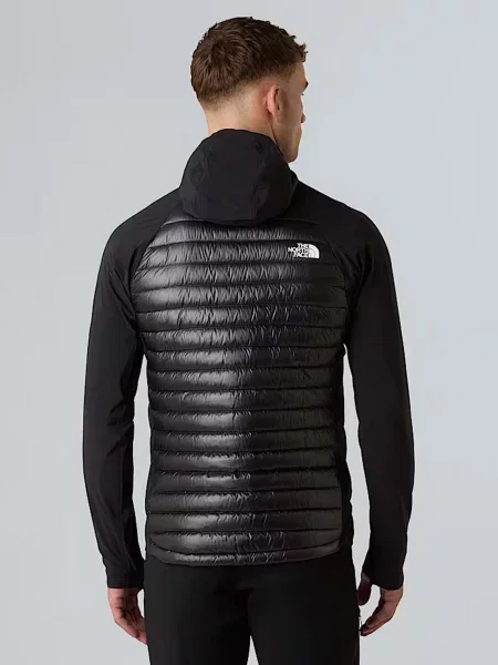 Зимова куртка The North Face чорний