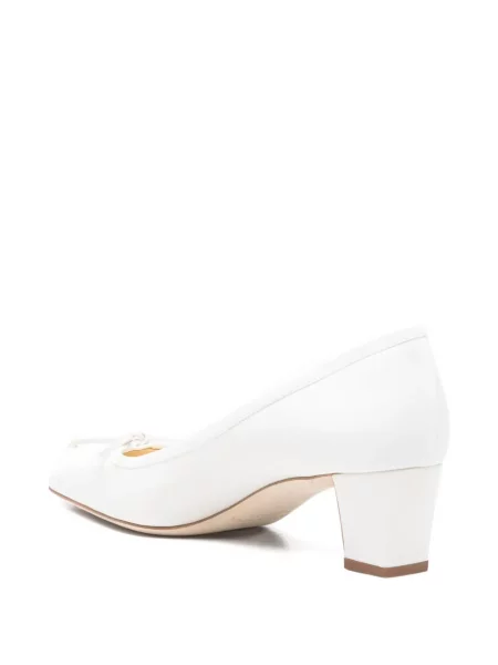 Pantofi cu toc Manolo Blahnik cu funde alb