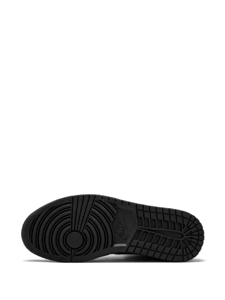 Top Jordan din piele de lac negru