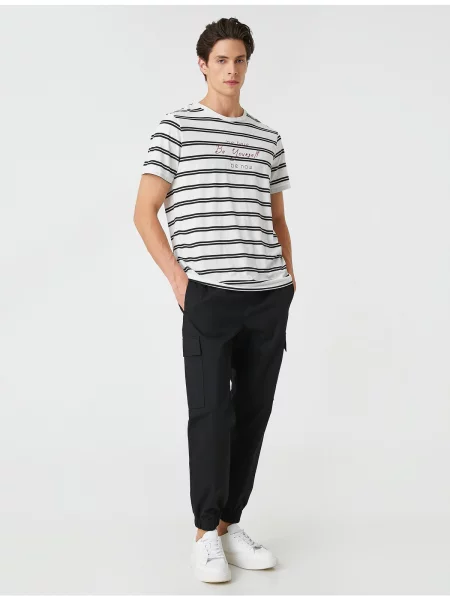 Pantaloni cargo Koton negru