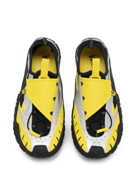 Флийс маратонки Adidas с принт жълто