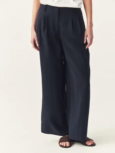 TATUUM Pantaloni cutați Zarokine bleumarin