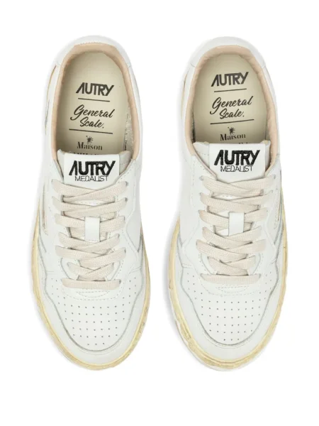 Sneakerși Autry alb
