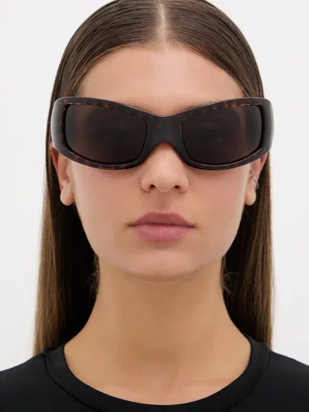 Balenciaga napszemüveg barna