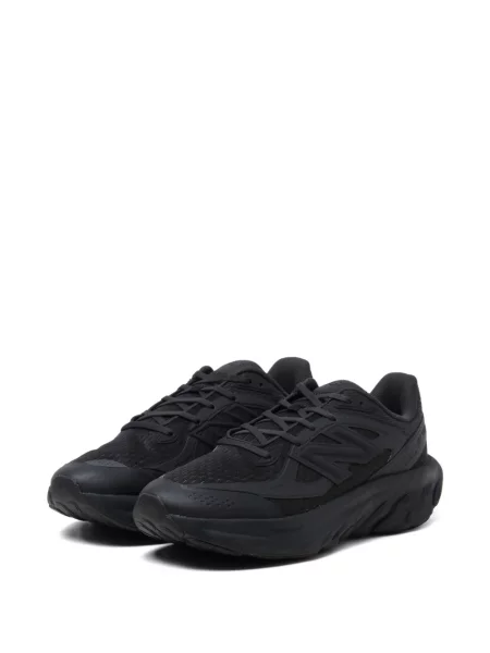 Sneakerși New Balance Fresh Foam cu șireturi din dantelă alb
