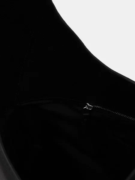 Calvin Klein Válltáskák fekete