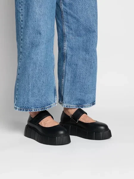 Кожаные балетки Inuikii на платформе черные